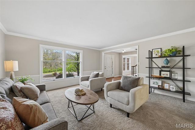 605 Waterford Ridge Court, Ballwin, MO 63021