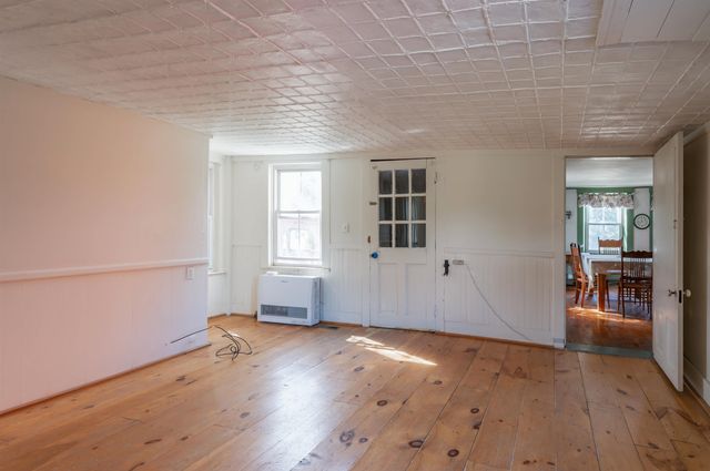118 Broad Street, Hollis, NH 03049