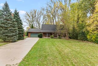 11378 N Nash Drive, Syracuse, IN 46567