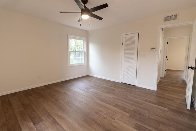 1022 QUEEN ANN DR, Columbia, MO 65201