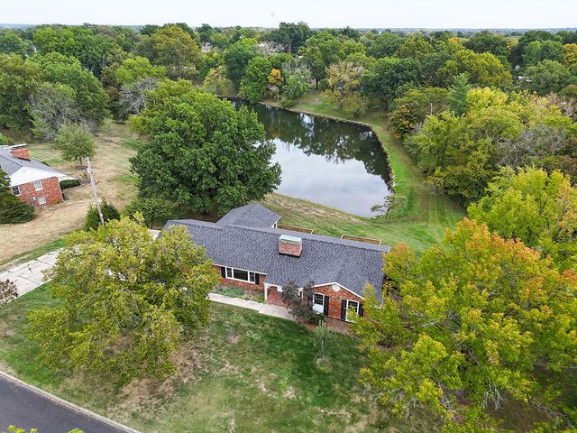 1022 QUEEN ANN DR, Columbia, MO 65201