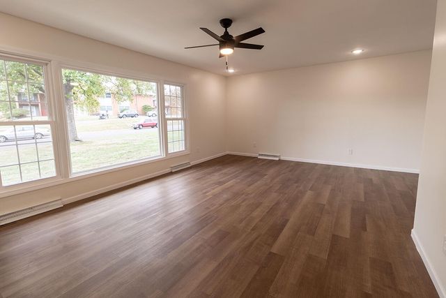 1022 QUEEN ANN DR, Columbia, MO 65201