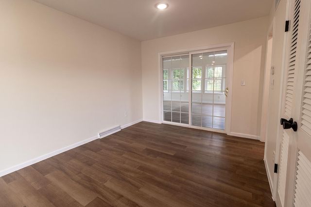 1022 QUEEN ANN DR, Columbia, MO 65201