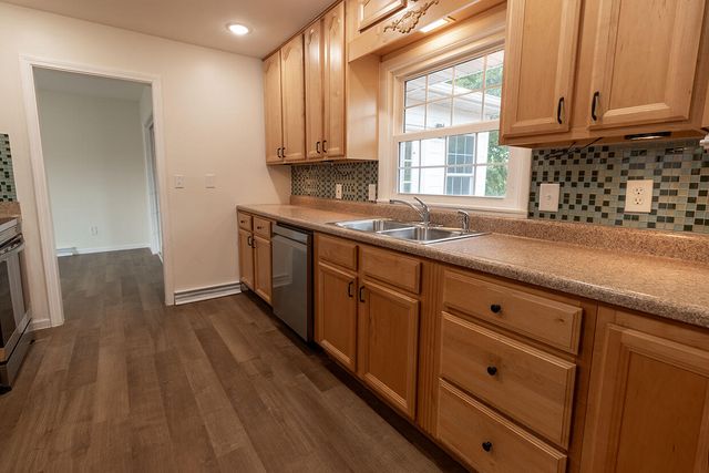 1022 QUEEN ANN DR, Columbia, MO 65201