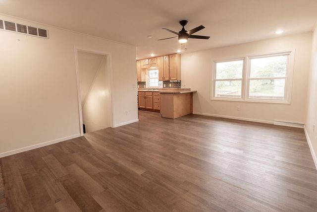 1022 QUEEN ANN DR, Columbia, MO 65201