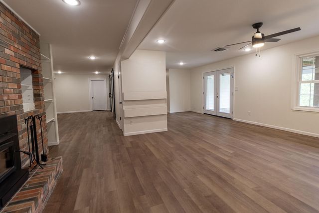 1022 QUEEN ANN DR, Columbia, MO 65201