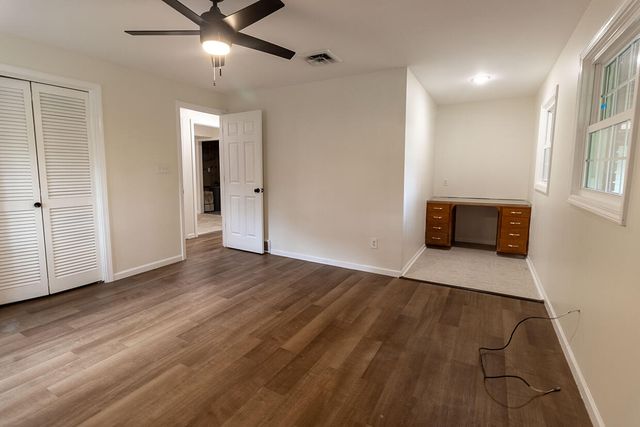 1022 QUEEN ANN DR, Columbia, MO 65201