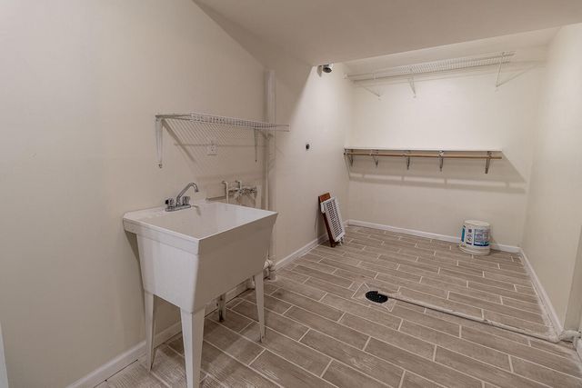 1022 QUEEN ANN DR, Columbia, MO 65201