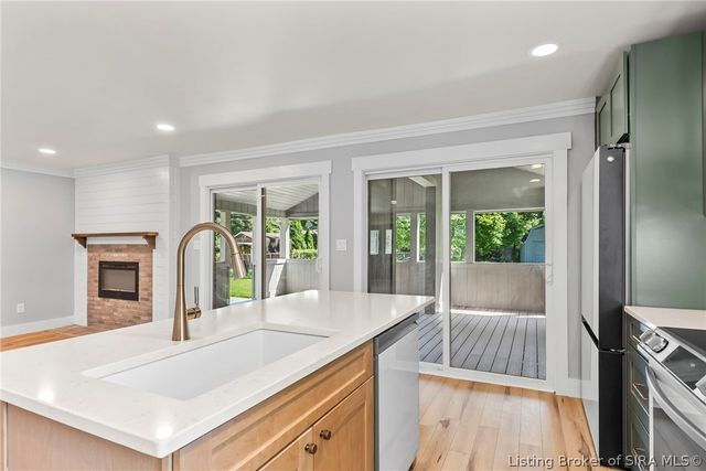 2037 Ridgewood Drive, Madison, IN 47250