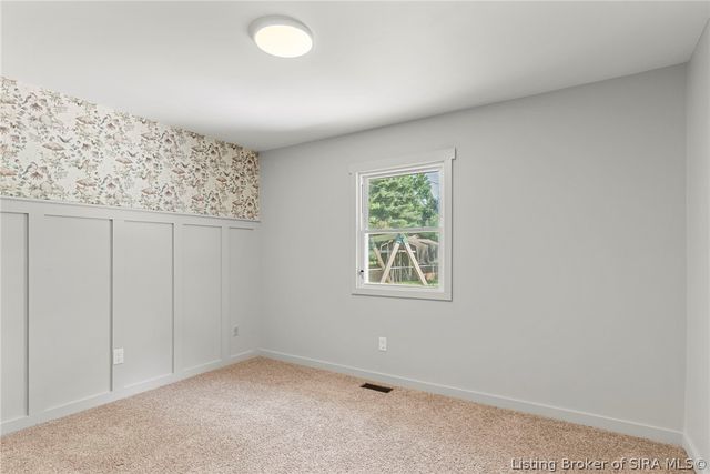 2037 Ridgewood Drive, Madison, IN 47250