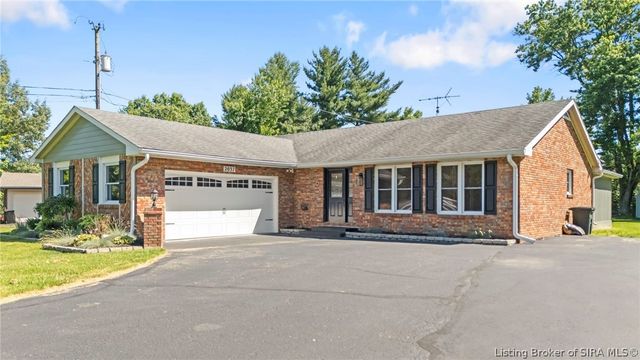 2037 Ridgewood Drive, Madison, IN 47250