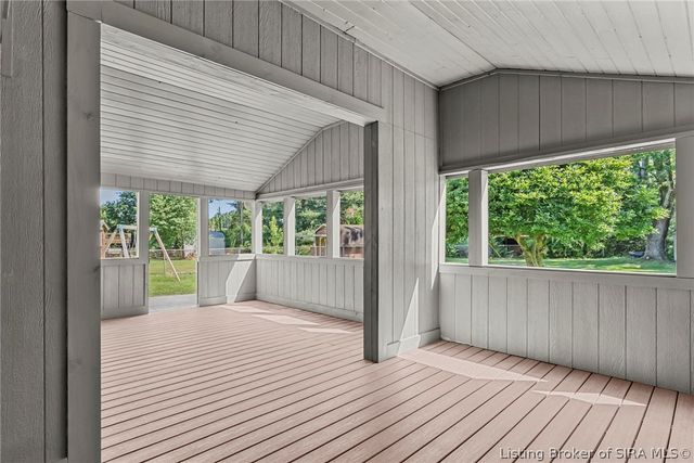 2037 Ridgewood Drive, Madison, IN 47250