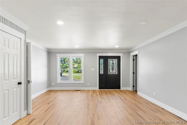 2037 Ridgewood Drive, Madison, IN 47250