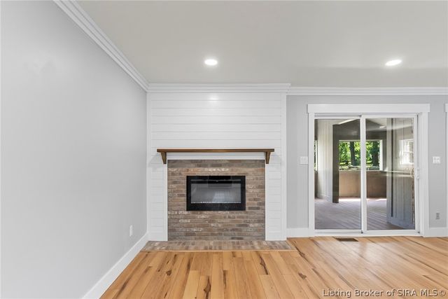 2037 Ridgewood Drive, Madison, IN 47250
