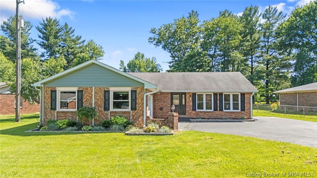 2037 Ridgewood Drive, Madison, IN 47250
