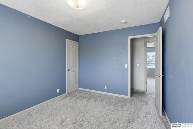 16422 Portal Street, Omaha, NE 68136
