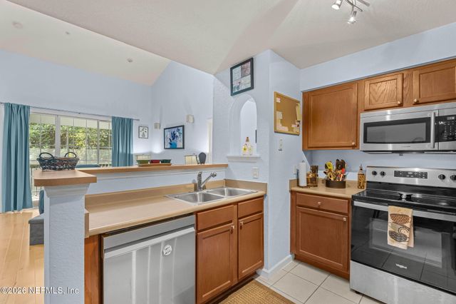 8550 TOUCHTON Road 1828, Jacksonville, FL 32216