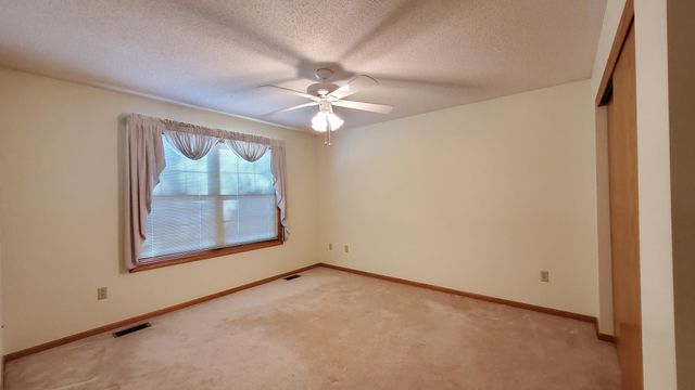 48 Thompson Avenue W 40, West Saint Paul, MN 55118