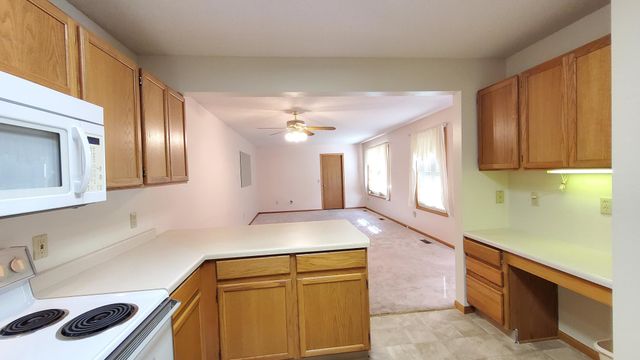 48 Thompson Avenue W 40, West Saint Paul, MN 55118