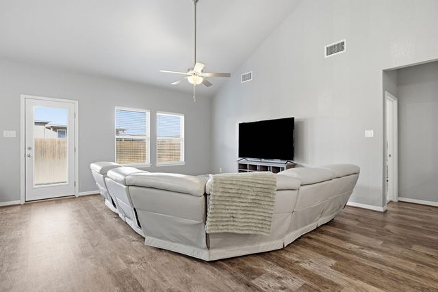 6700 Folsom Ave, Pflugerville, TX 78660