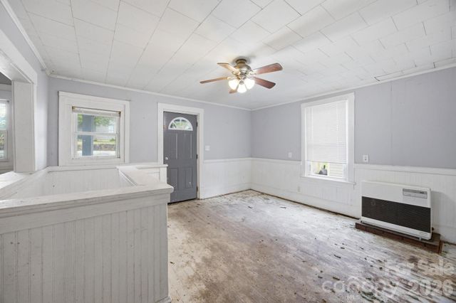 712 Conley Place NW, Lenoir, NC 28645