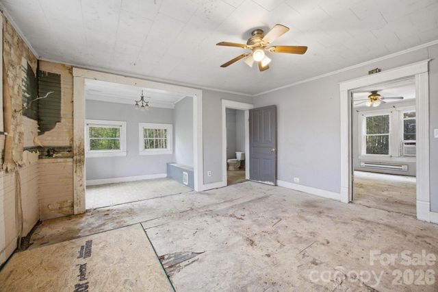 712 Conley Place NW, Lenoir, NC 28645
