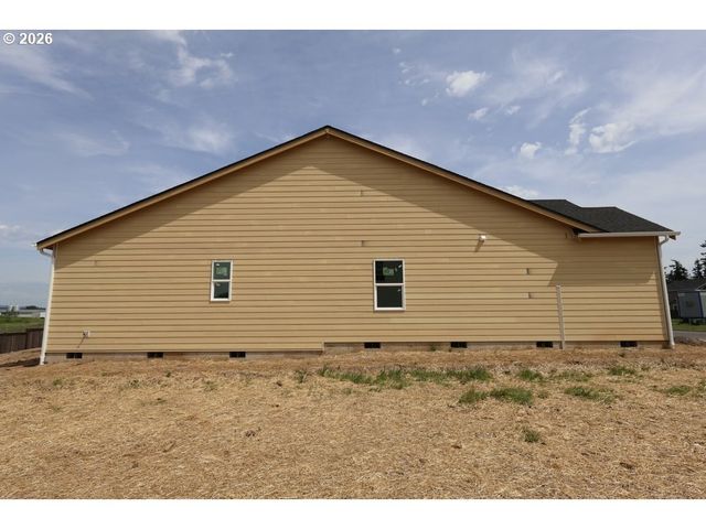 9002 S 1st St 82, Ridgefield, WA 98642