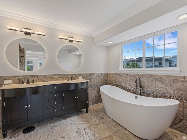 1583 W HEATHER DOWNS CIR, South Jordan, UT 84095