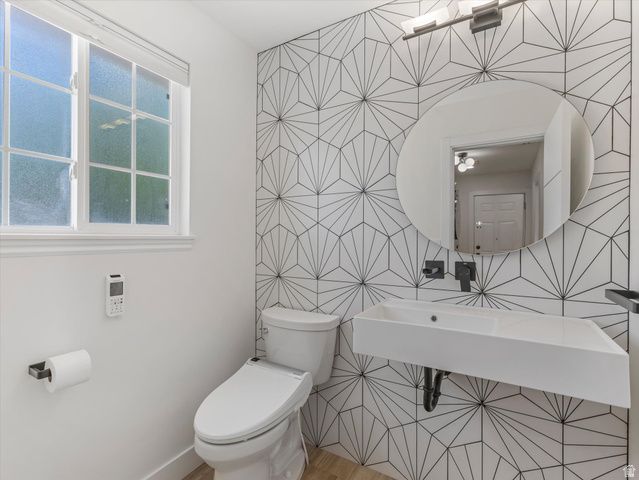1583 W HEATHER DOWNS CIR, South Jordan, UT 84095