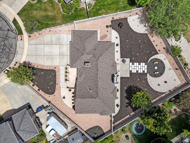 1583 W HEATHER DOWNS CIR, South Jordan, UT 84095