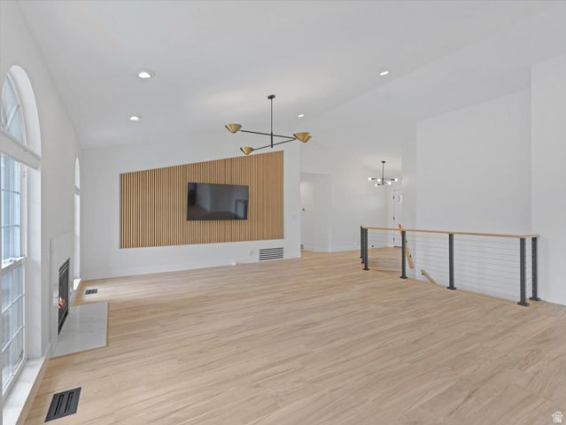 1583 W HEATHER DOWNS CIR, South Jordan, UT 84095