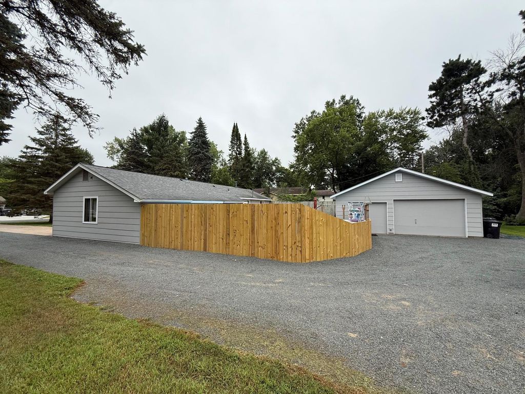 8408 Eastwood Road, Mounds View, MN 55112 — photo 3