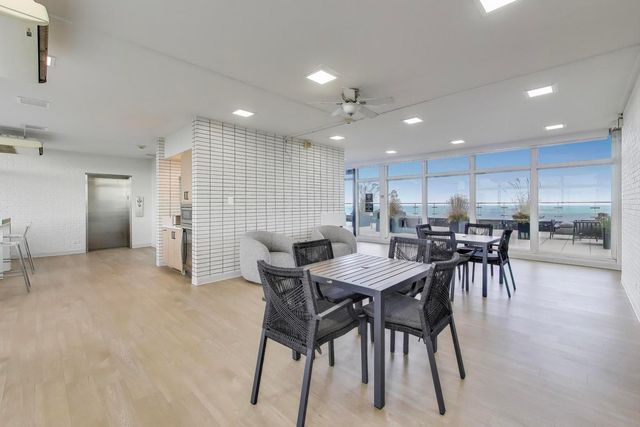 1440 N Lake Shore Drive 5D, Chicago, IL 60610