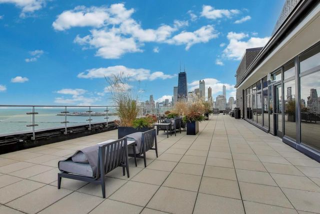 1440 N Lake Shore Drive 5D, Chicago, IL 60610