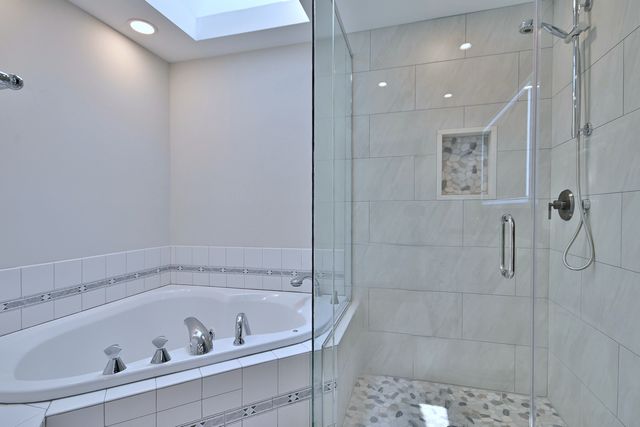 8318 Kilbourn Avenue, Skokie, IL 60076