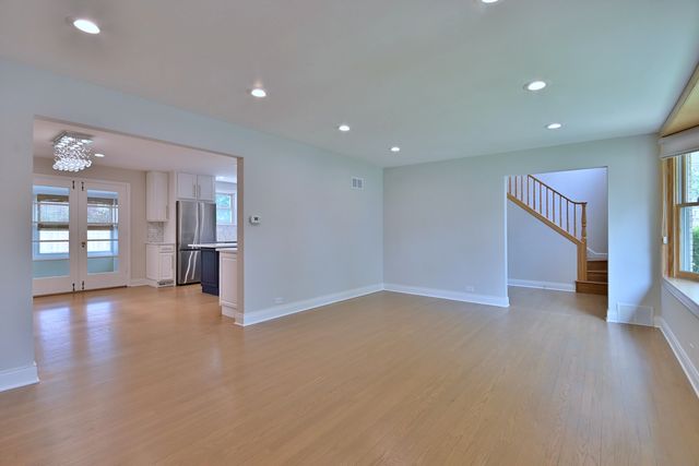 8318 Kilbourn Avenue, Skokie, IL 60076