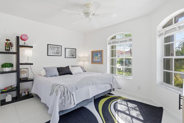 6797 Castlemaine Avenue, Boynton Beach, FL 33437