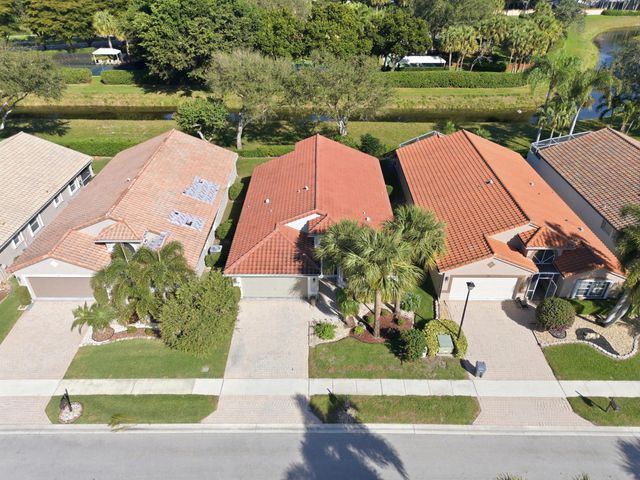 6797 Castlemaine Avenue, Boynton Beach, FL 33437