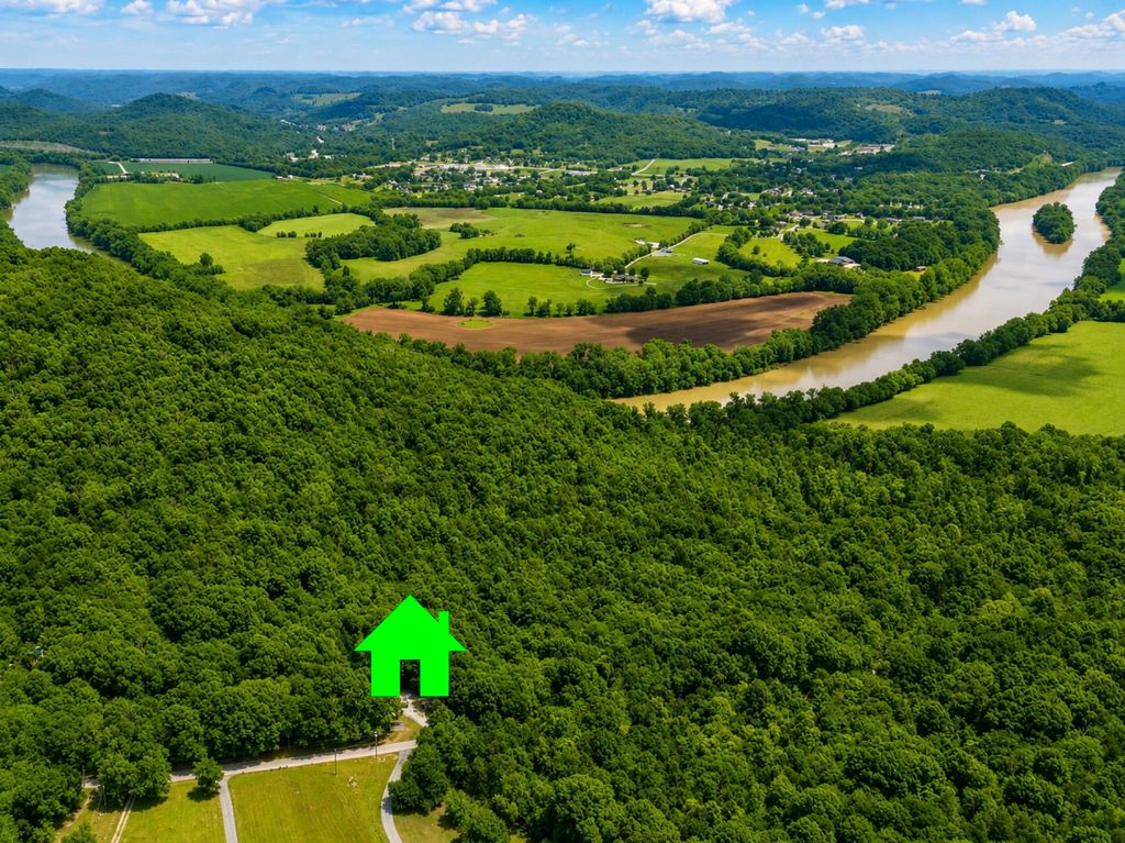 114 Lock Seven Ln, Carthage, TN 37030