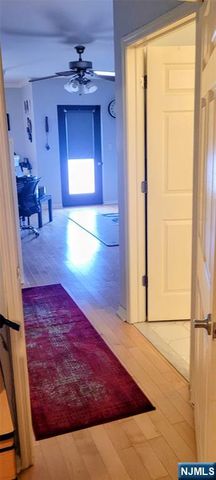 8915 Bergenwood Avenue 4, North Bergen, NJ 07047