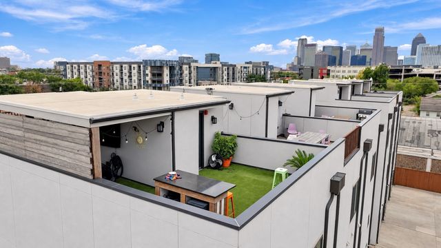 3816 Roseland Avenue D300, Dallas, TX 75204