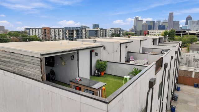 3816 Roseland Avenue D300, Dallas, TX 75204