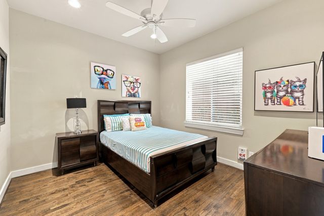 3816 Roseland Avenue D300, Dallas, TX 75204