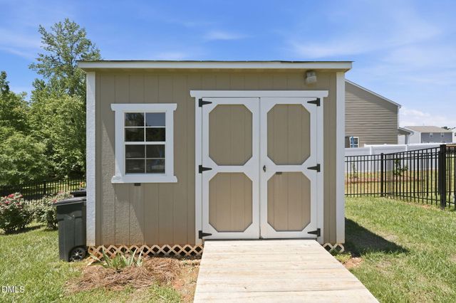 299 Roseberry Loop, Burlington, NC 27215