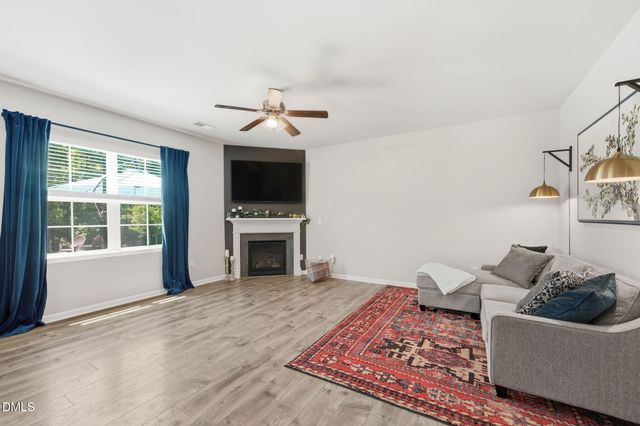 299 Roseberry Loop, Burlington, NC 27215