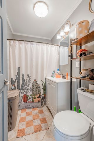 4054 N Western Avenue, Chicago, IL 60618