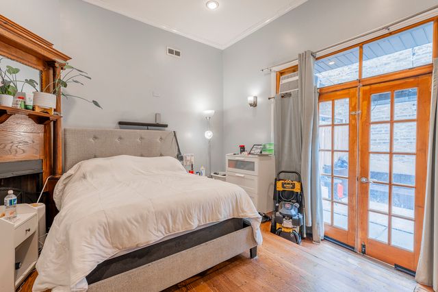4054 N Western Avenue, Chicago, IL 60618
