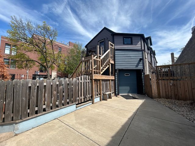 4054 N Western Avenue, Chicago, IL 60618