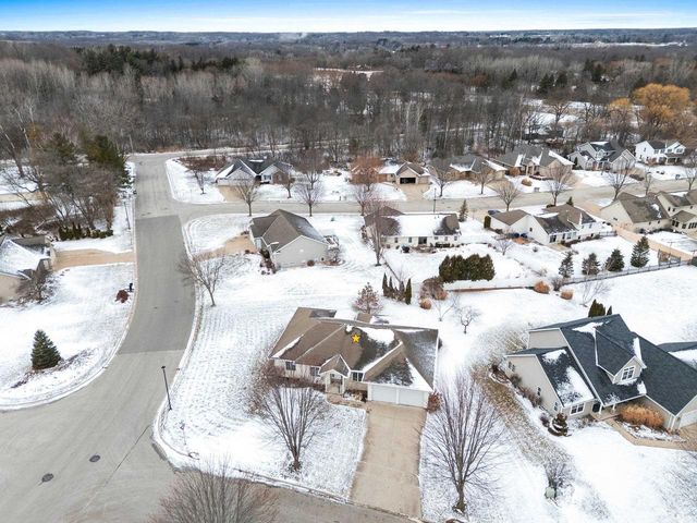 1226 TARA MARIE LANE, Green Bay, WI 54313