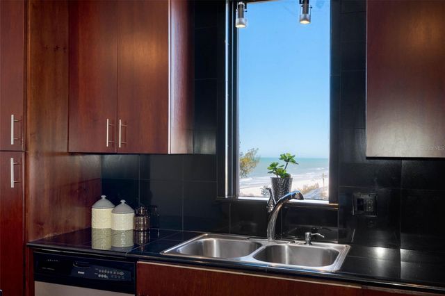 506 GULF BOULEVARD 505, Indian Rocks Beach, FL 33785